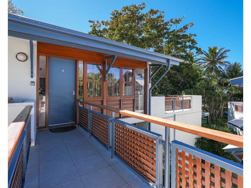 4, 64-68 Reid Road, Wongaling Beach QLD 4852