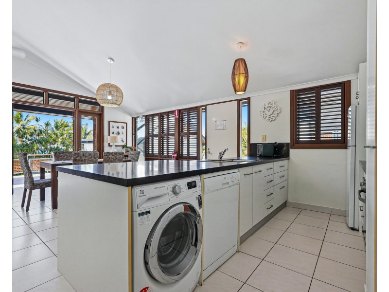 4, 64-68 Reid Road, Wongaling Beach QLD 4852