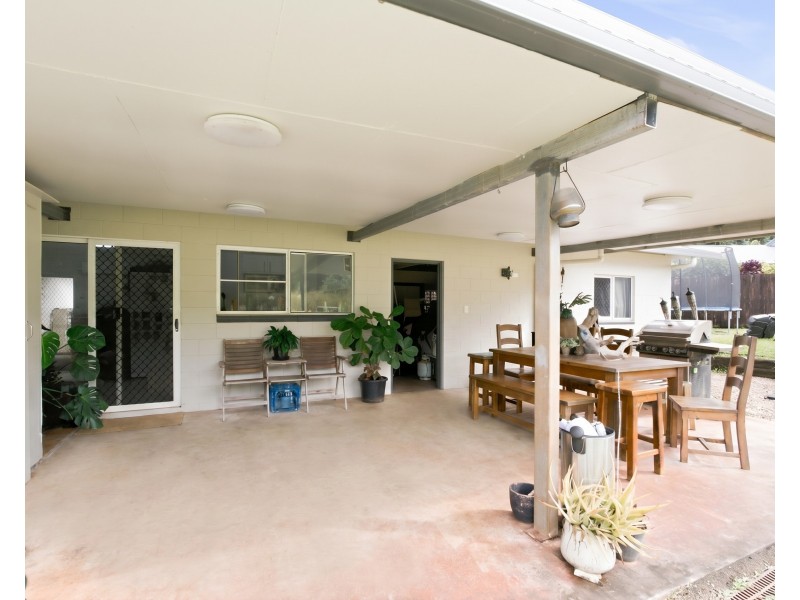 5 Wrap Court, Mission Beach QLD 4852