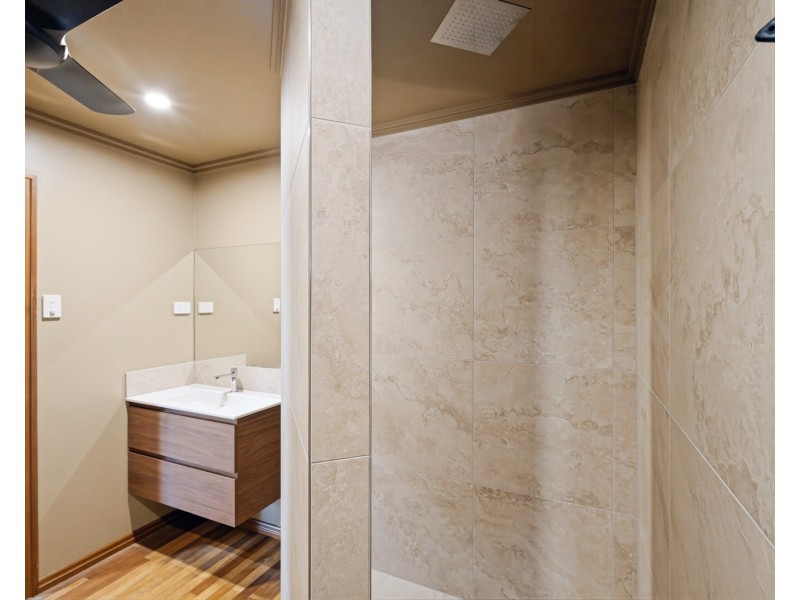 20 Bineham Street, Tully QLD 4854