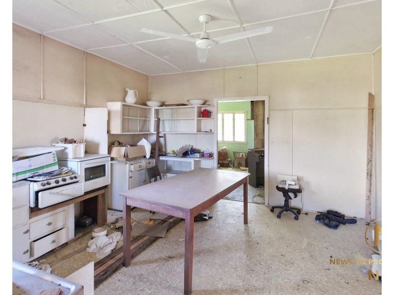 23 Thurles Street, Tully QLD 4854