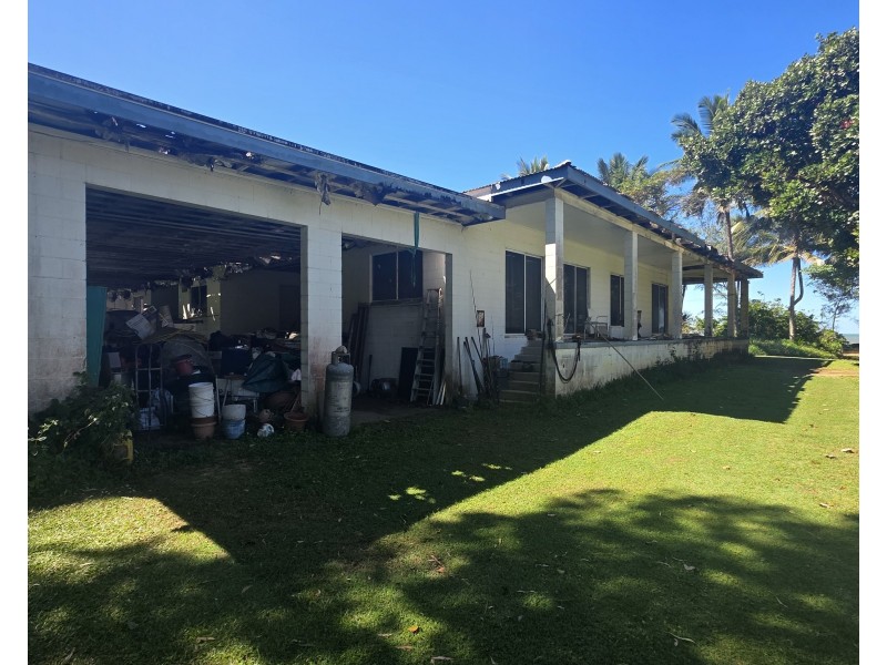 34 Luff Street, Hull Heads QLD 4854