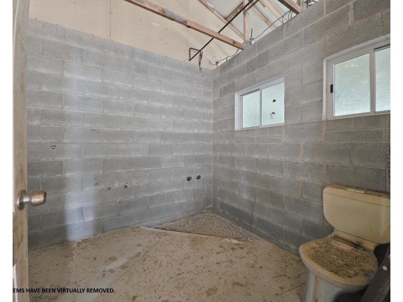 34 Luff Street, Hull Heads QLD 4854