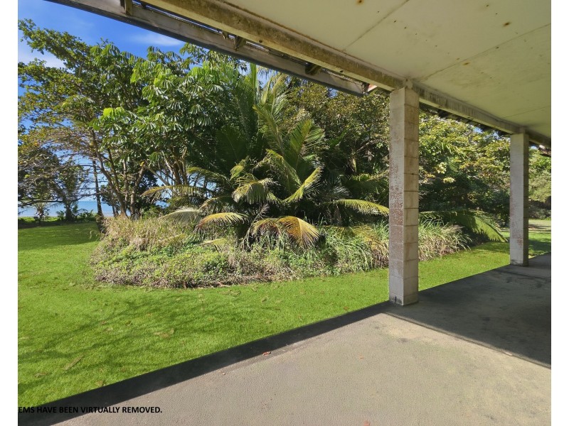 34 Luff Street, Hull Heads QLD 4854