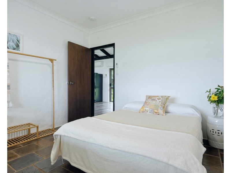 24 Kinjun Road, Dingo Pocket QLD 4854