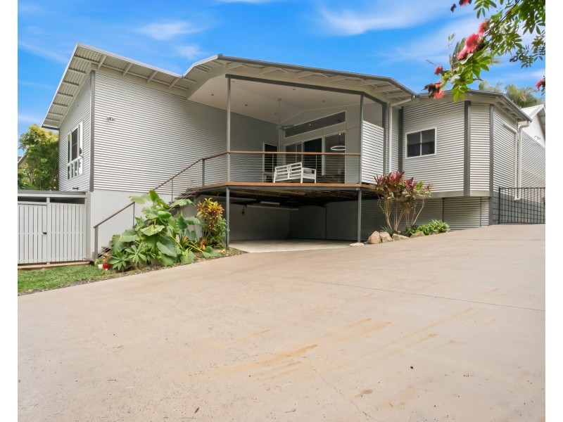 10 Dunkalli Crescent, Wongaling Beach QLD 4852