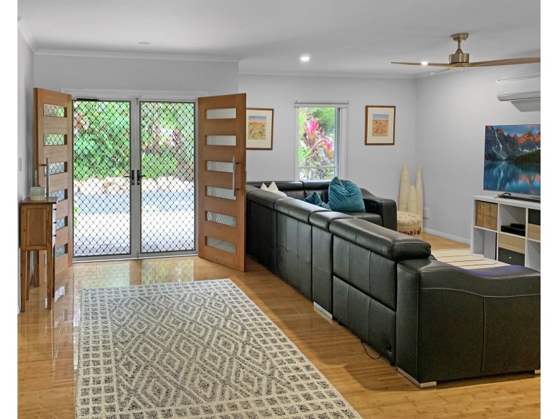 10 Dunkalli Crescent, Wongaling Beach QLD 4852