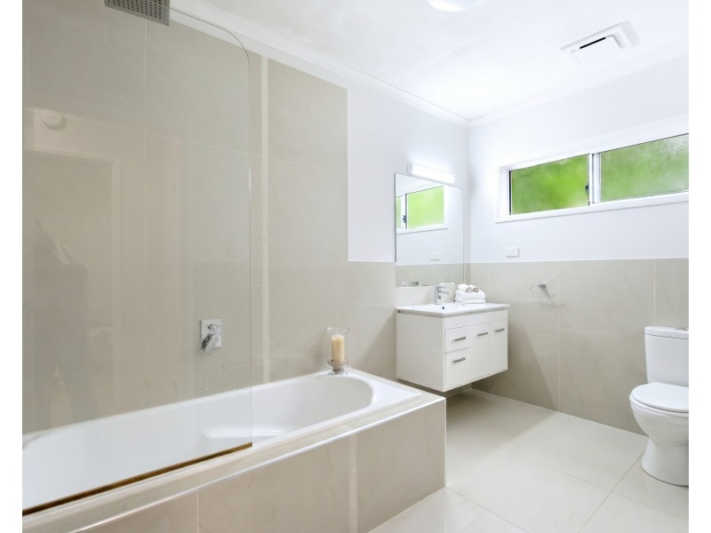 10 Dunkalli Crescent, Wongaling Beach QLD 4852