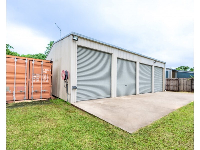 12 Nivosa Court, Mission Beach QLD 4852