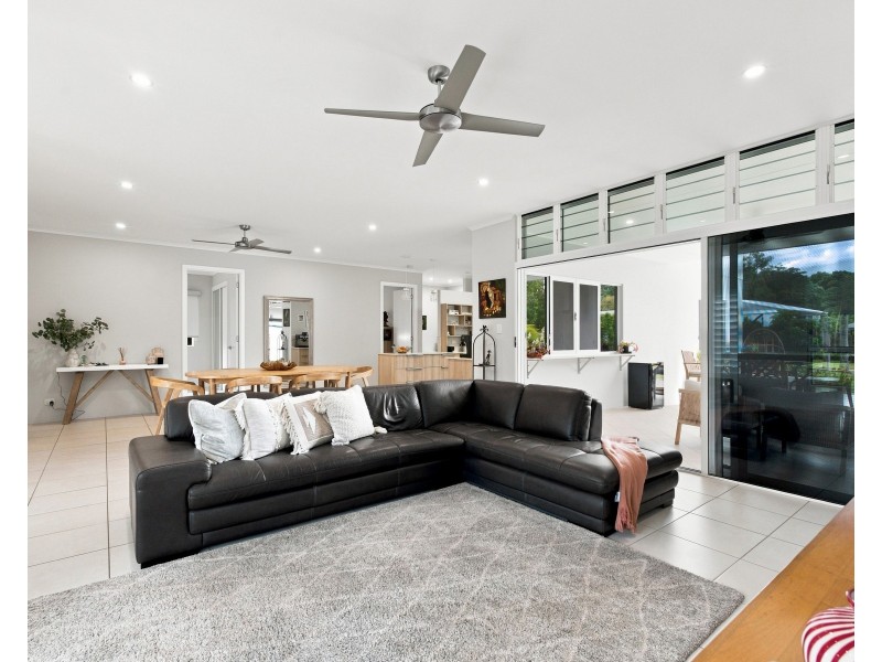 31 Sanctuary Crescent, Wongaling Beach QLD 4852