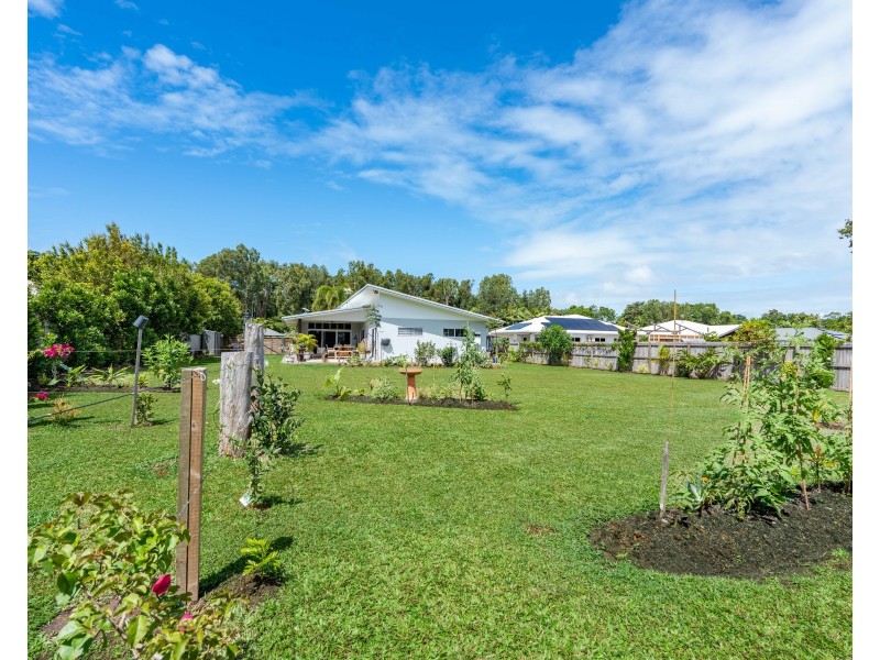 31 Sanctuary Crescent, Wongaling Beach QLD 4852