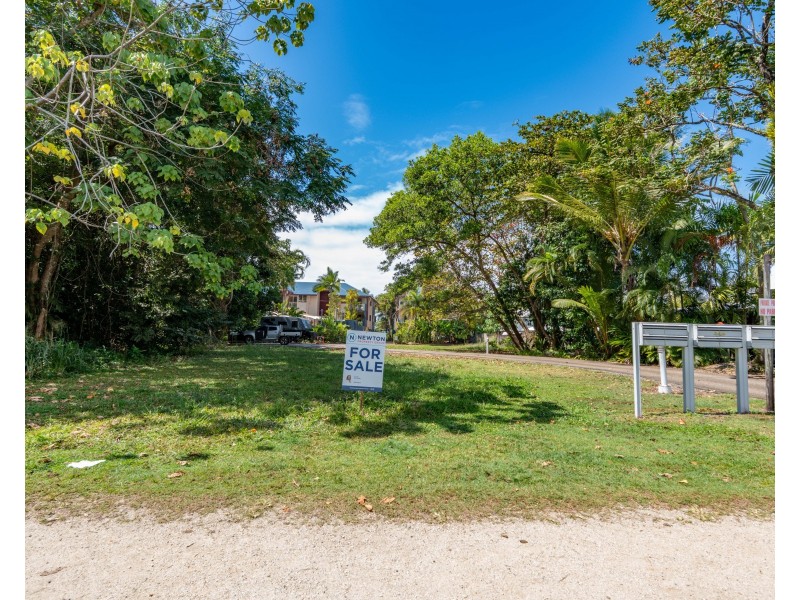 100/51 Porter Promenade, Mission Beach QLD 4852