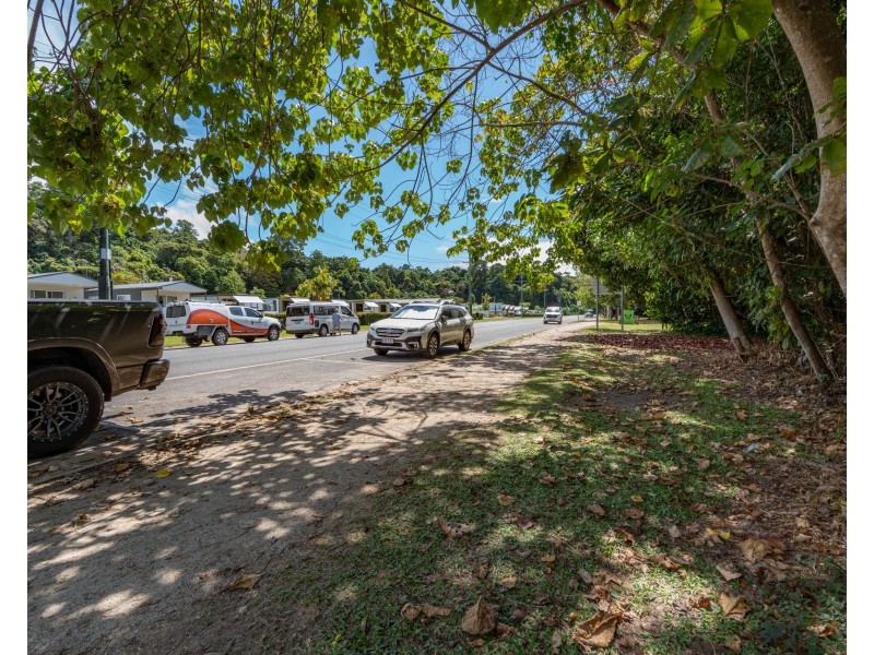 100/51 Porter Promenade, Mission Beach QLD 4852