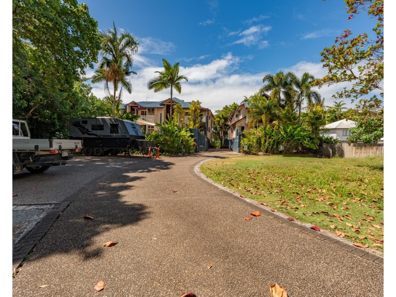 100/51 Porter Promenade, Mission Beach QLD 4852