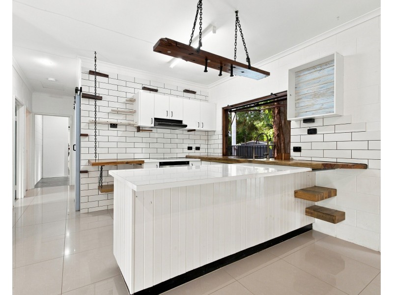 4 Timana Terrace, Wongaling Beach QLD 4852