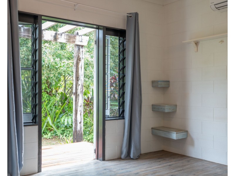 4 Timana Terrace, Wongaling Beach QLD 4852
