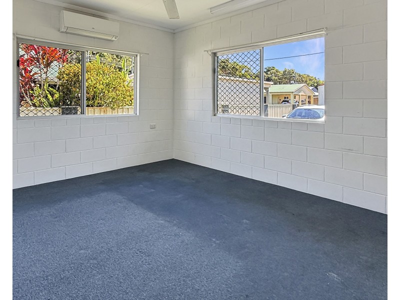 17 Ranleagh Street, Kurrimine Beach QLD 4871