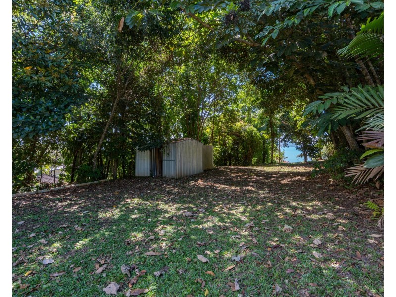 17 Mitchell Street, South Mission Beach QLD 4852