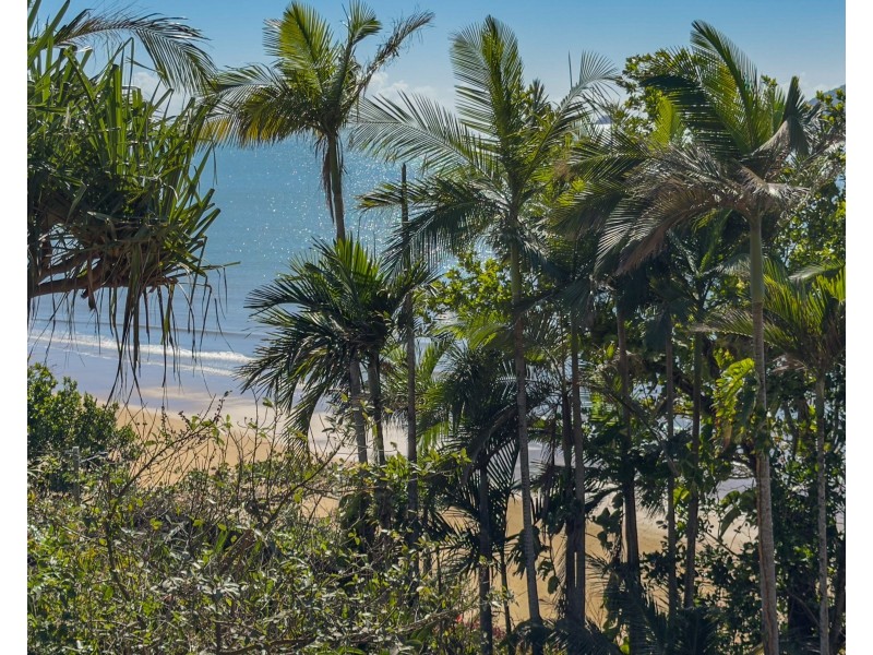 17 Mitchell Street, South Mission Beach QLD 4852