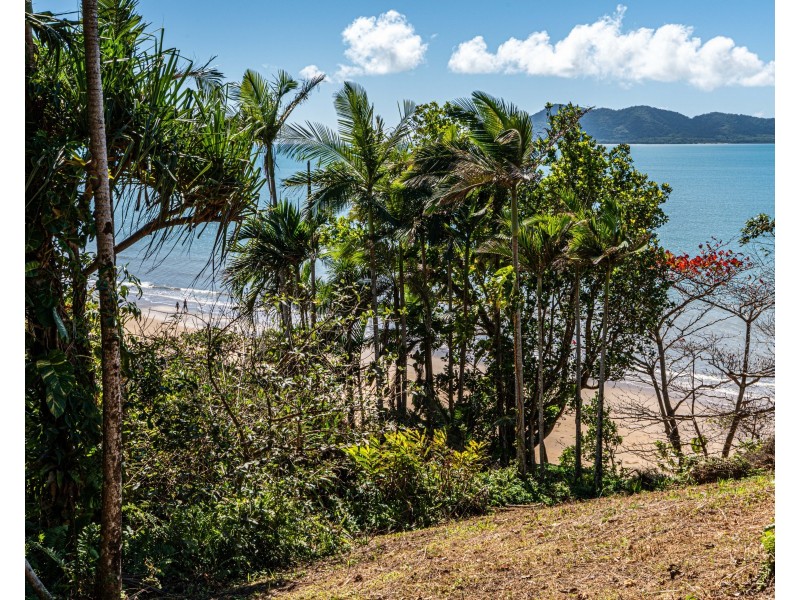 17 Mitchell Street, South Mission Beach QLD 4852