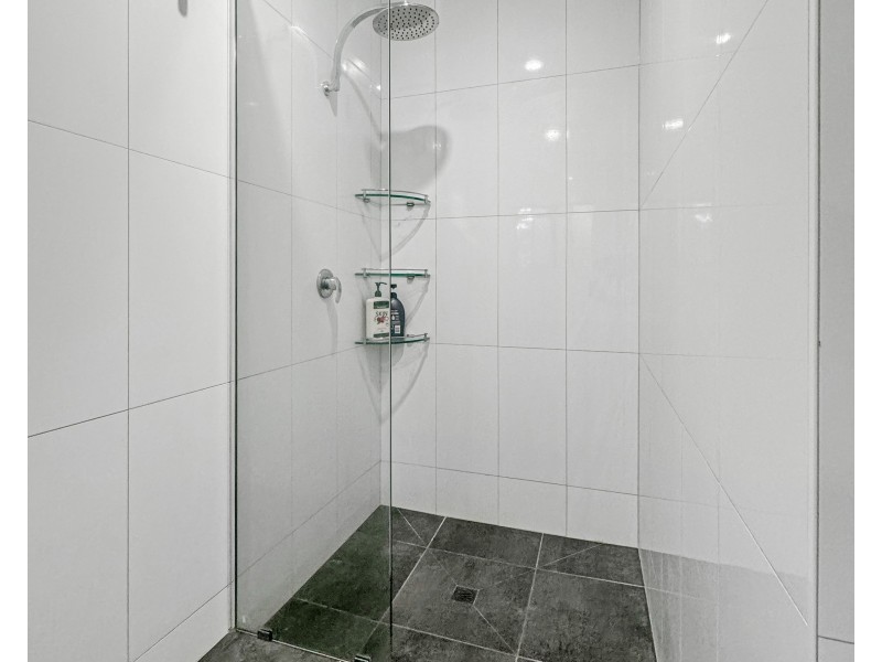 4 Kent Cl, Mission Beach QLD 4852