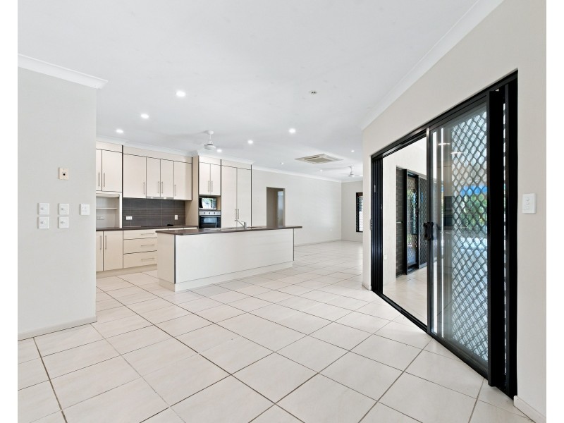 3 Mcnamara Street, Wongaling Beach QLD 4852