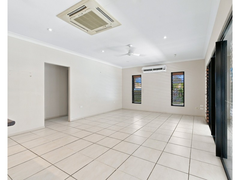 3 Mcnamara Street, Wongaling Beach QLD 4852
