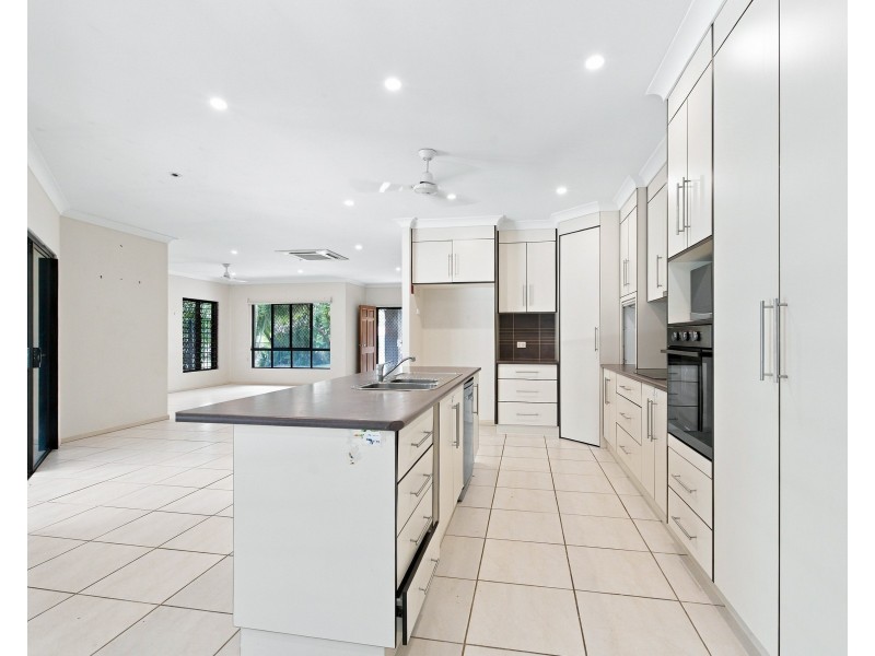 3 Mcnamara Street, Wongaling Beach QLD 4852