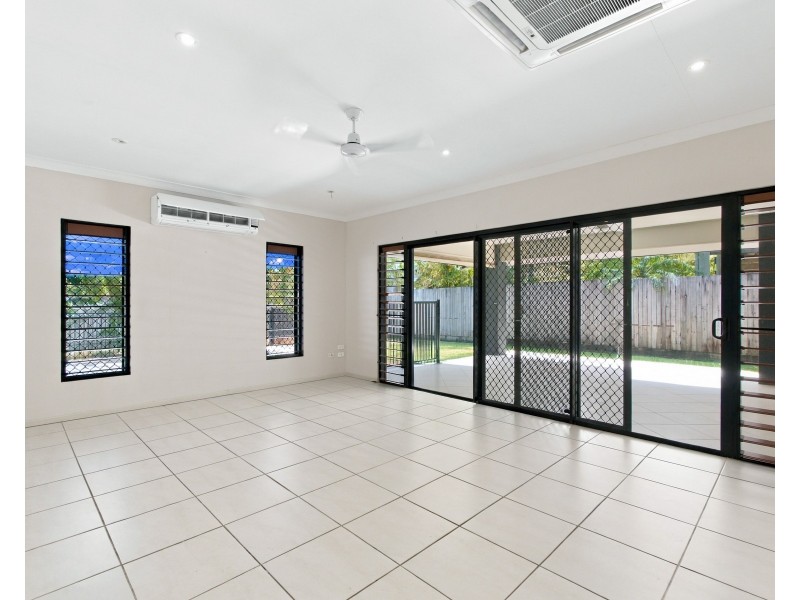 3 Mcnamara Street, Wongaling Beach QLD 4852