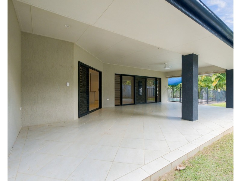 3 Mcnamara Street, Wongaling Beach QLD 4852