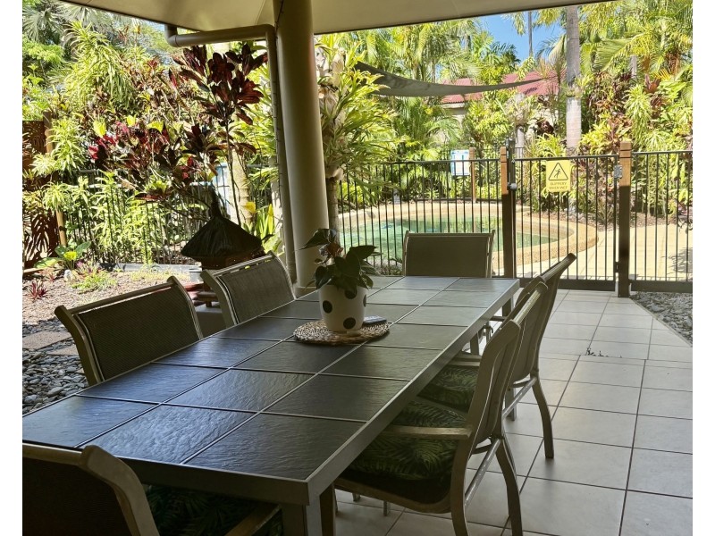 6 Mcnamara St, Wongaling Beach QLD 4852