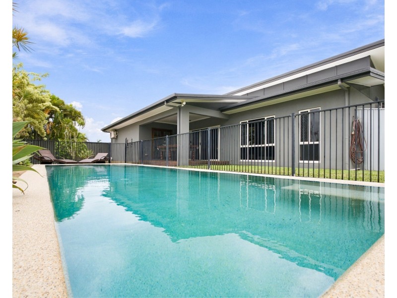 2 Clipper Court, South Mission Beach QLD 4852
