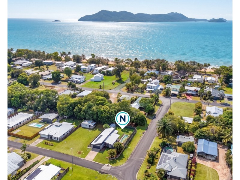 2 Clipper Court, South Mission Beach QLD 4852