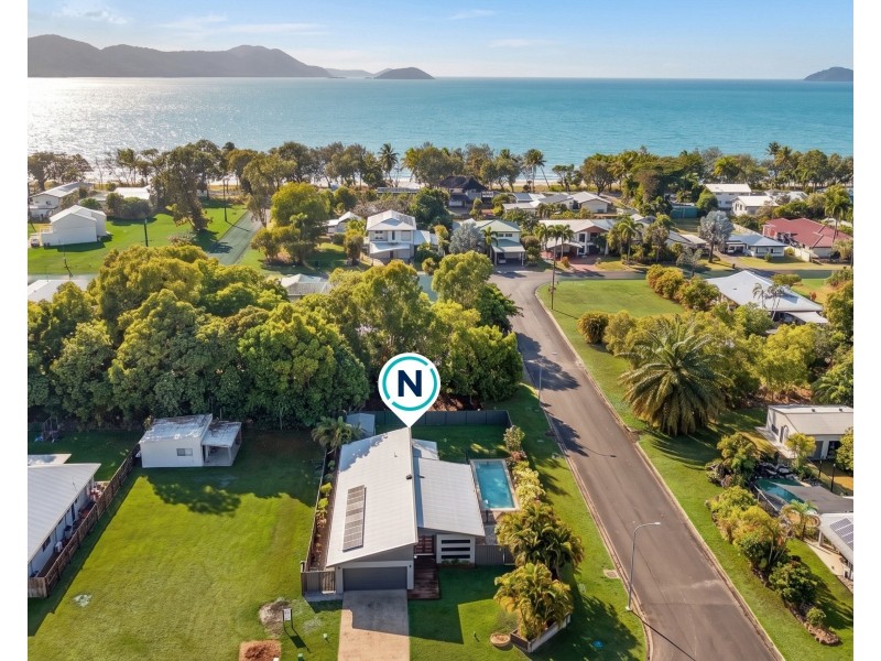 2 Clipper Court, South Mission Beach QLD 4852