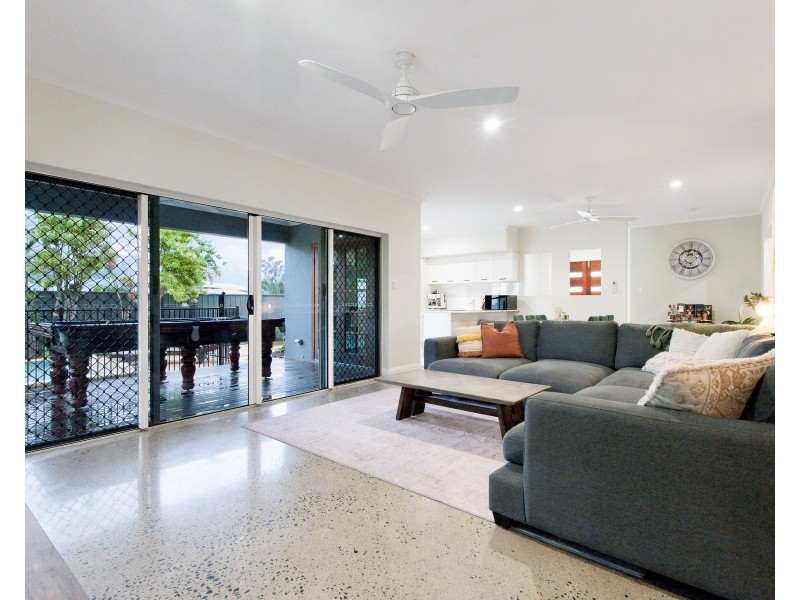 2 Clipper Court, South Mission Beach QLD 4852