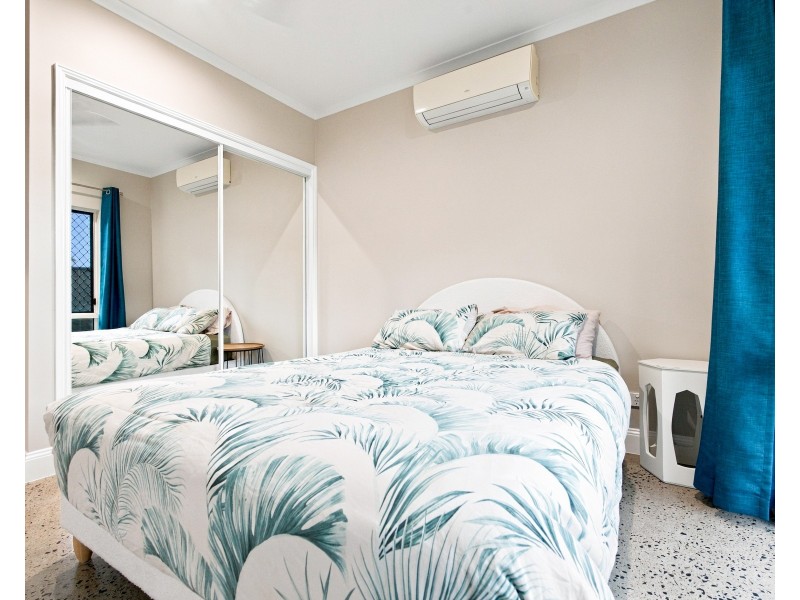 2 Clipper Court, South Mission Beach QLD 4852