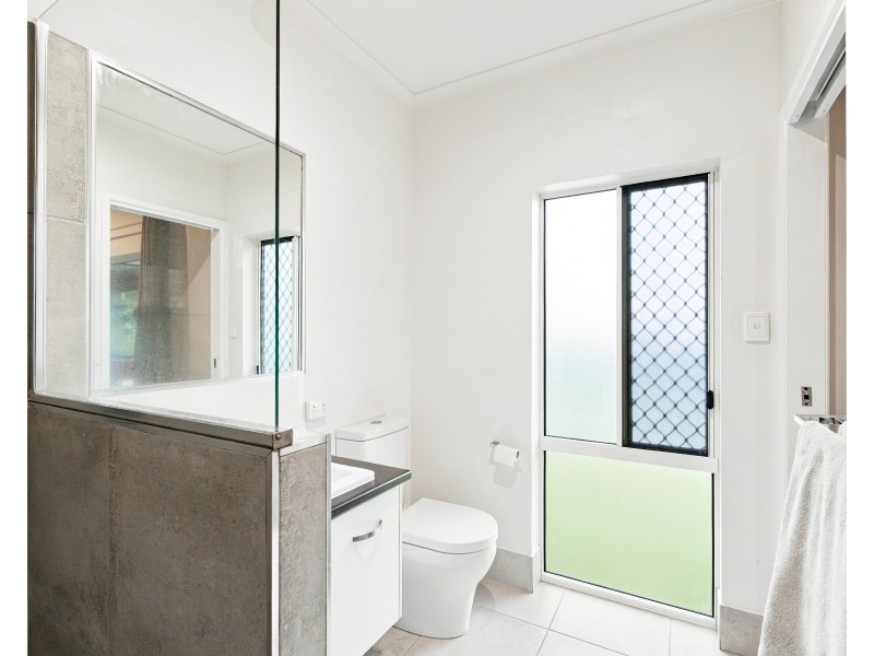 2 Clipper Court, South Mission Beach QLD 4852
