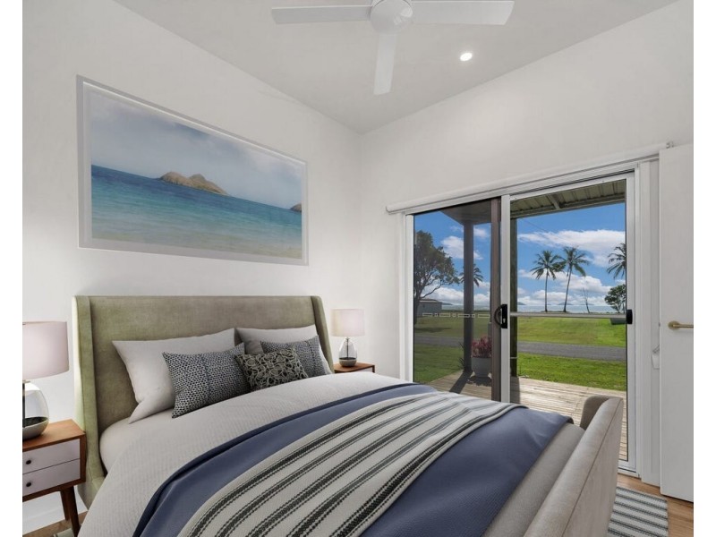 13 Taylor Street, Tully Heads QLD 4854