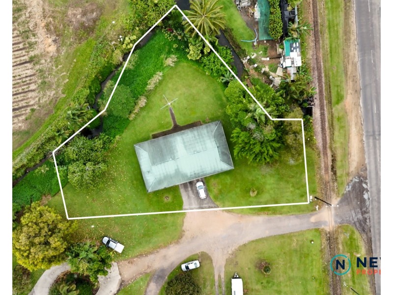 30 Murray Street, Tully QLD 4854
