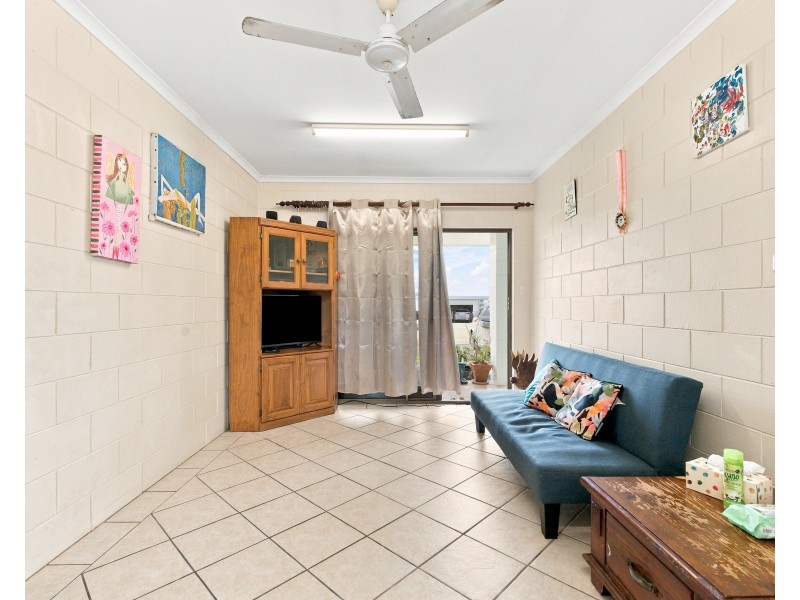 30 Murray Street, Tully QLD 4854