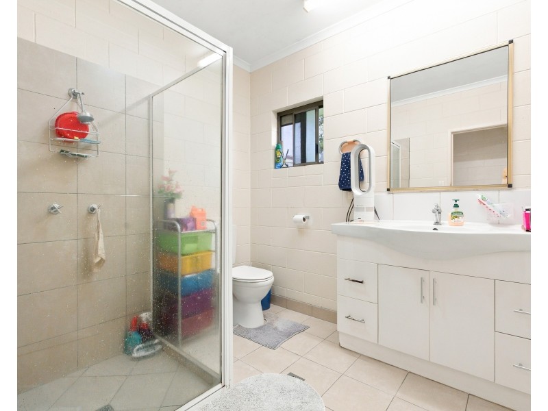 30 Murray Street, Tully QLD 4854