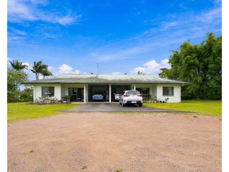 30 Murray Street, Tully QLD 4854
