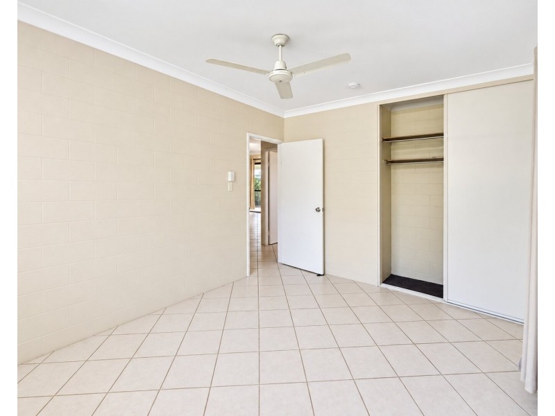 Unit 1/8 Melaleuca Drive, Tully Heads QLD 4854