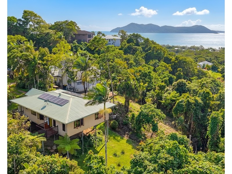 Unit 10/23 The Boulevard, South Mission Beach QLD 4852