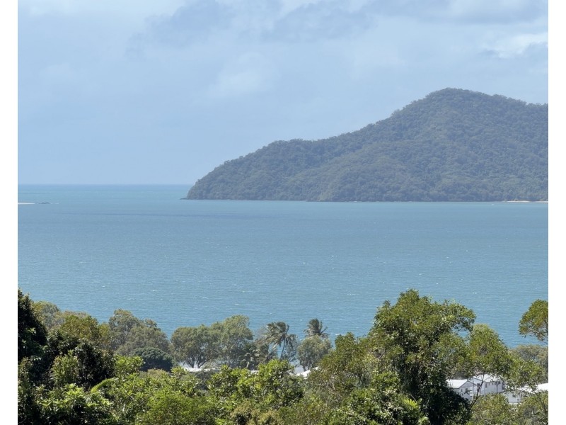 Unit 10/23 The Boulevard, South Mission Beach QLD 4852
