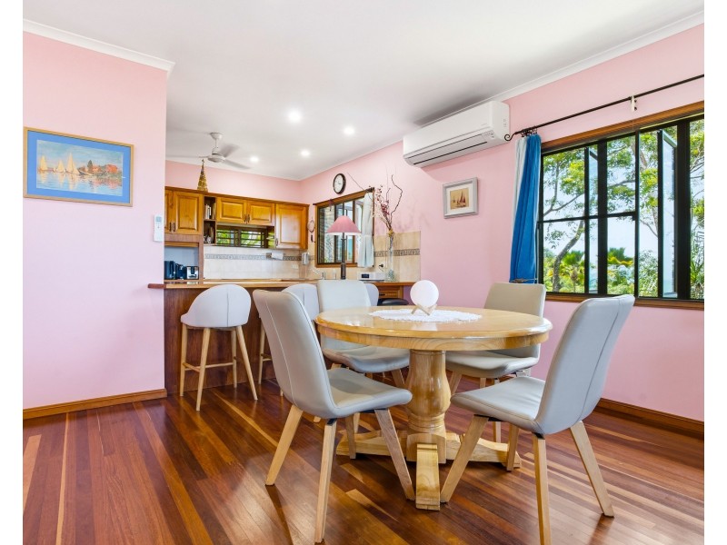 Unit 10/23 The Boulevard, South Mission Beach QLD 4852