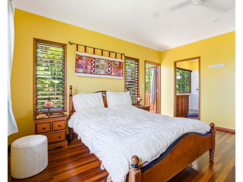 Unit 10/23 The Boulevard, South Mission Beach QLD 4852