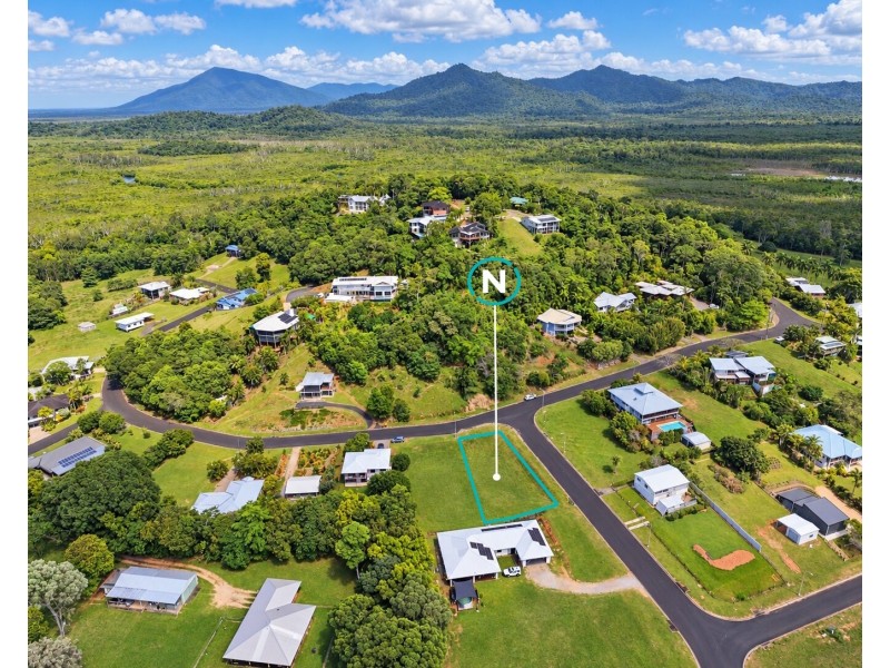 32 The Boulevard, South Mission Beach QLD 4852