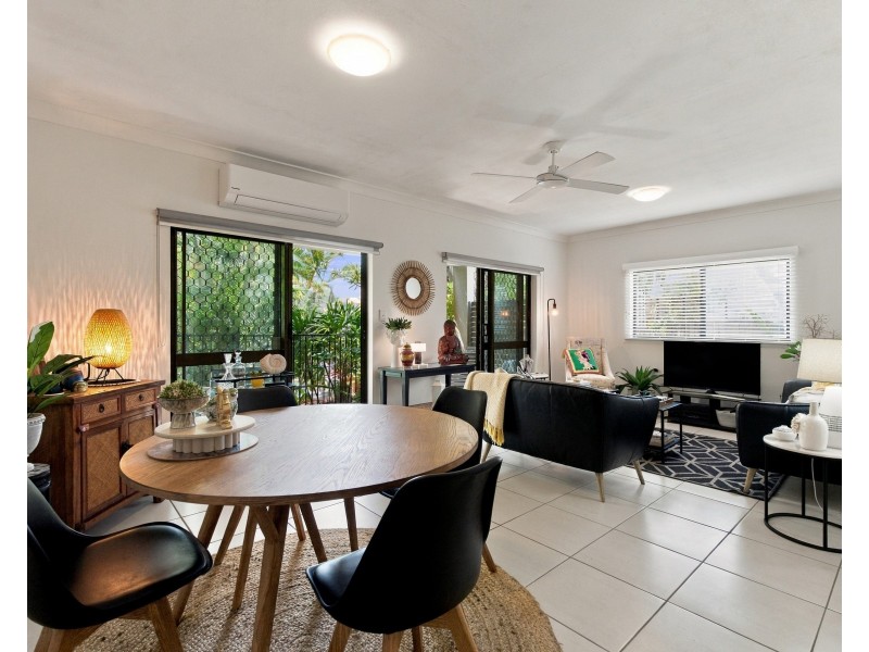 Unit 2/135 Reid Road, Wongaling Beach QLD 4852