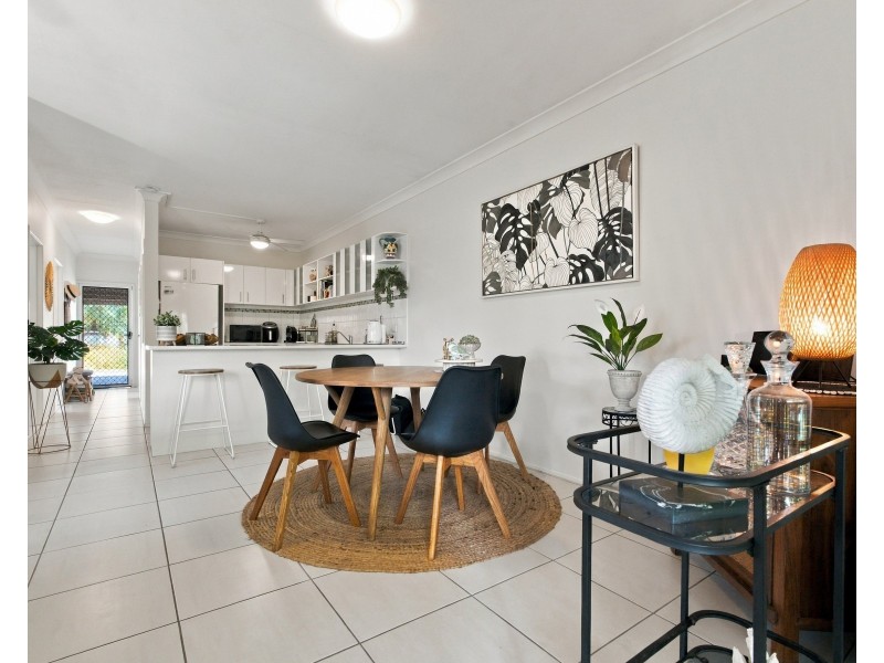 Unit 2/135 Reid Road, Wongaling Beach QLD 4852